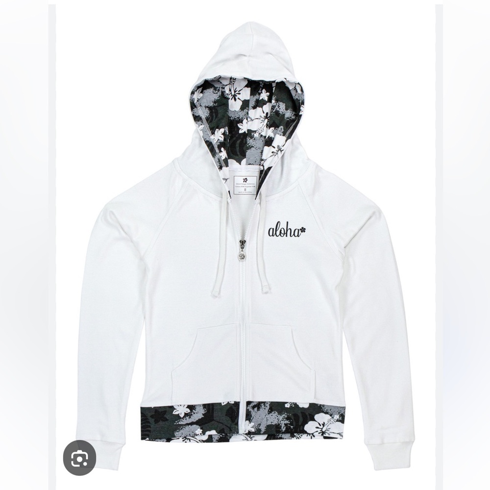 Island Design Collection White Hoodie